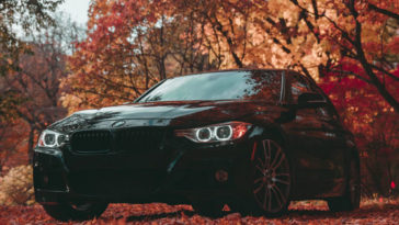 BMW F30 320i