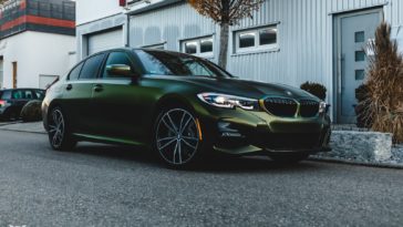 Оклеенный в зелёный цвет (Hope Green) BMW 3-й серии G20