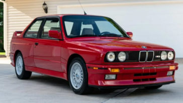 BMW M3 E30 ушла с аукциона за $250.000