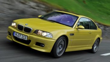 BMW M3 E46 меряется силами с Porsche 911