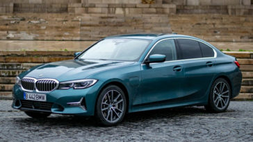 BMW 330e