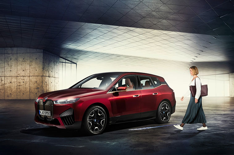BMW анонсировали цифровой ключ BMW Digital Key Plus